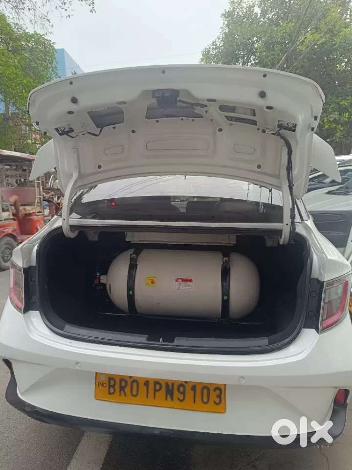 Hyundai Aura 1.2 Sx Cng, 2022, Cng & Hybrids