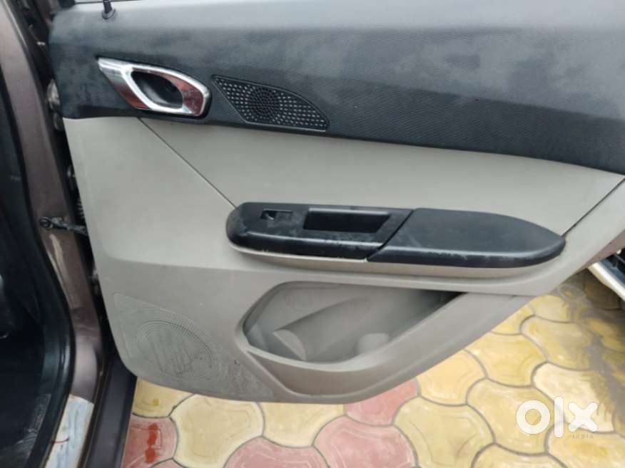 Tata Tiago 1.2 Revotron Xe Option, 2019, Petrol