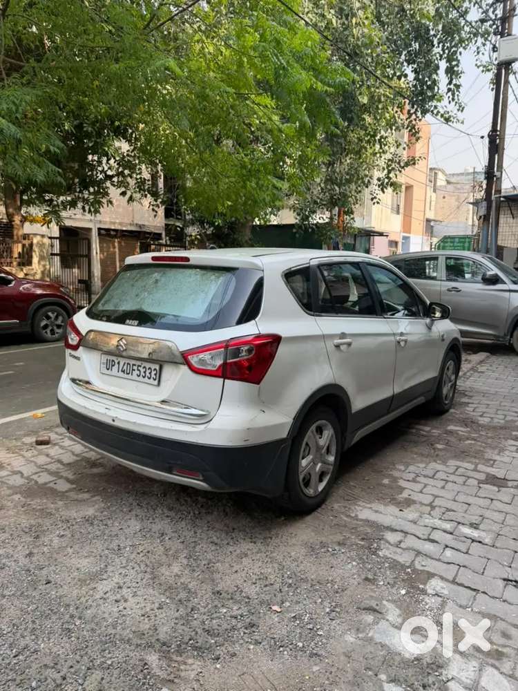 Maruti Suzuki S Cross Sigma Diesel 2017 Well Maintained And Less Drive