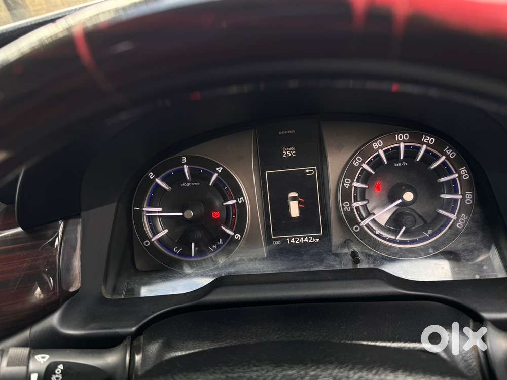 Toyota Innova Crysta 2018