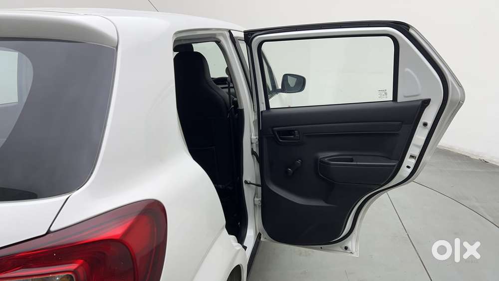 Maruti Suzuki S-presso Vxi O Amt, 2023, Petrol