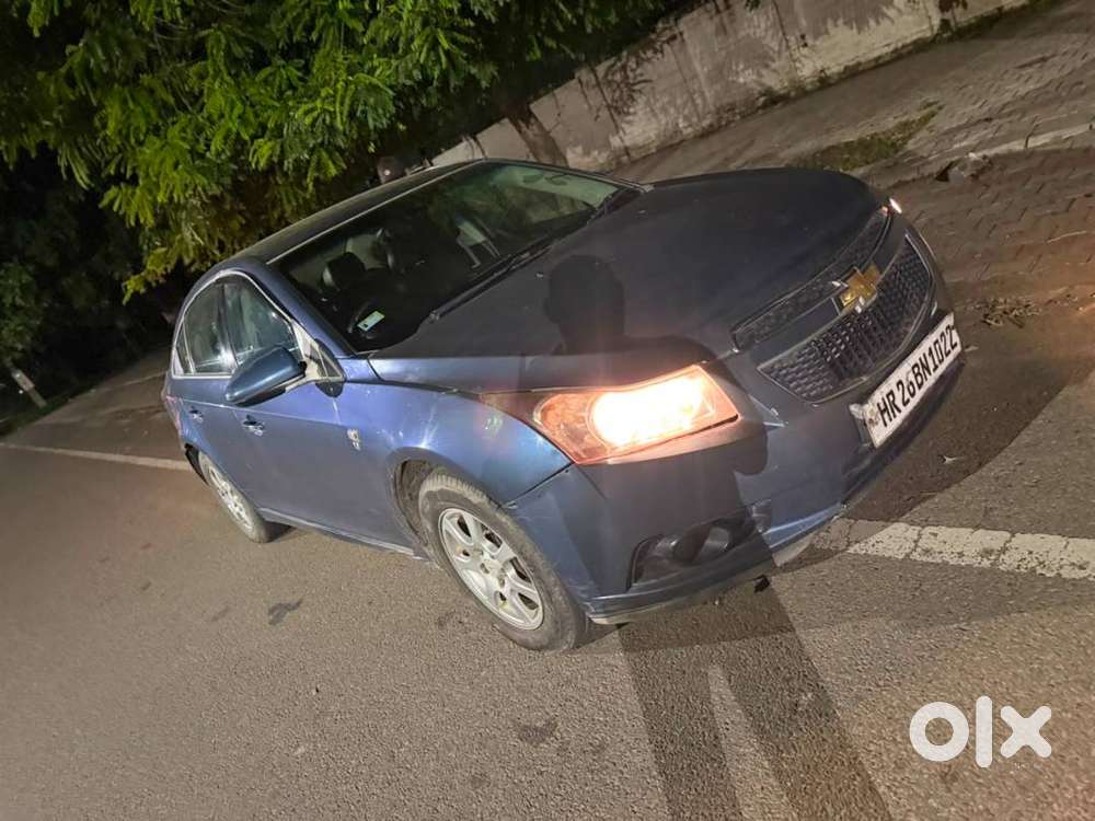 Automatic Transmission Sunroof Power Windows Power Steering Central Lo
