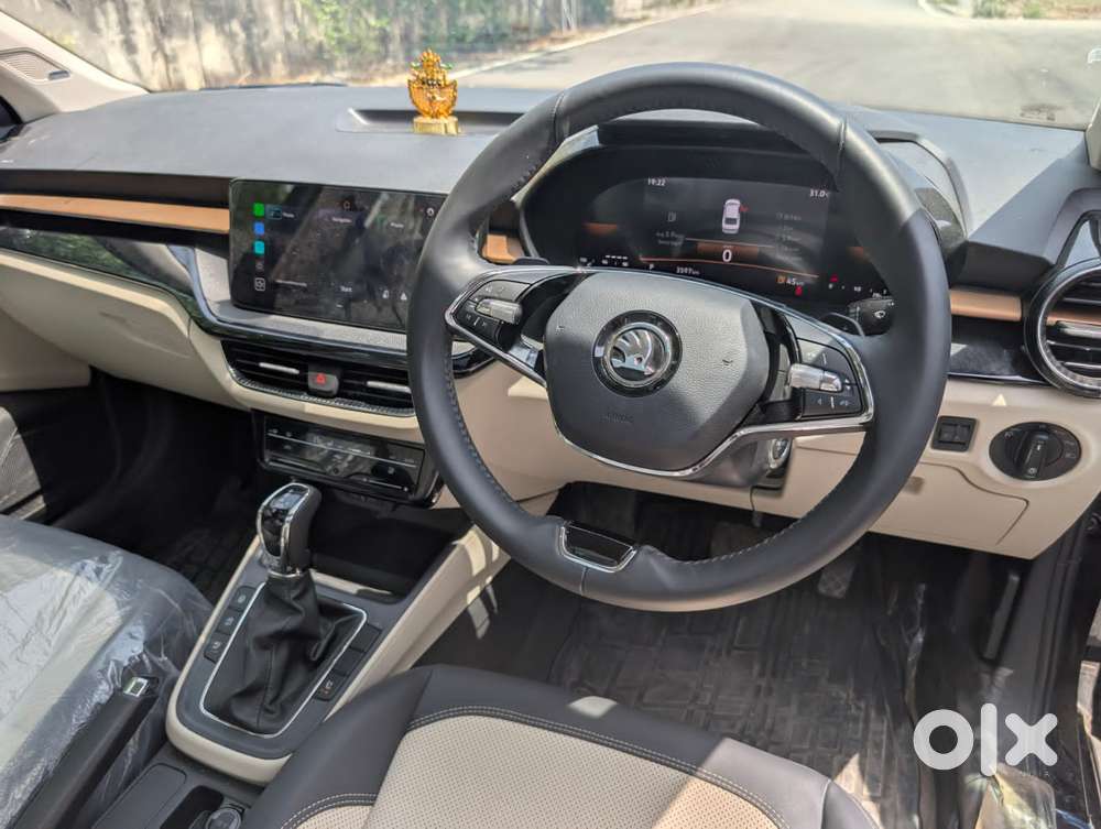 Skoda Slavia, 2025, Petrol