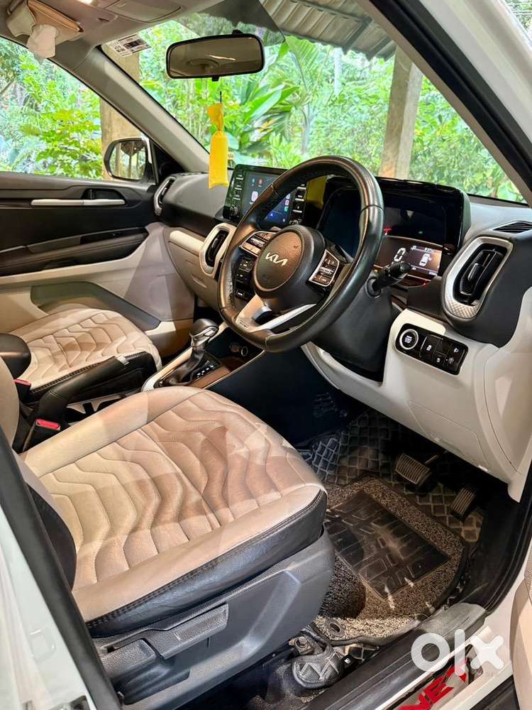 Kia Sonet White Well Maintained Car For Sale – Excellent Condition