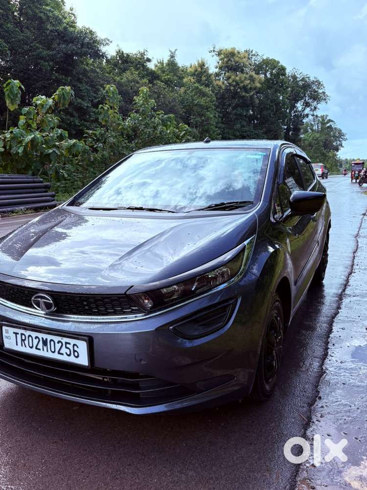 Tata Altroz Petrol 2022