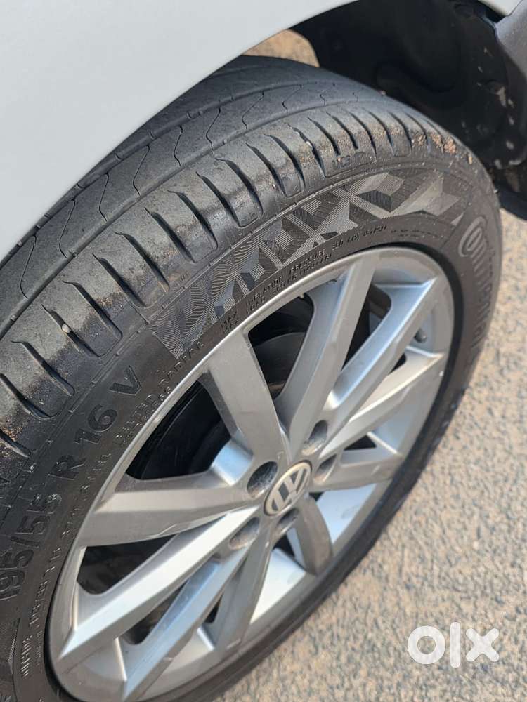 Volkswagen Vento 1.2 Tsi Highline At, 2019, Petrol