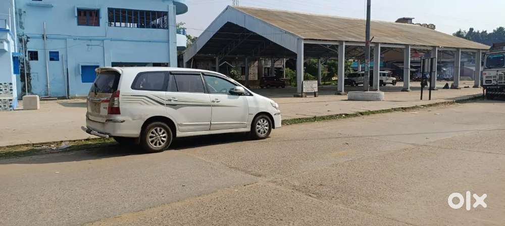 Toyota Innova 2014 Diesel 130000 Km Driven