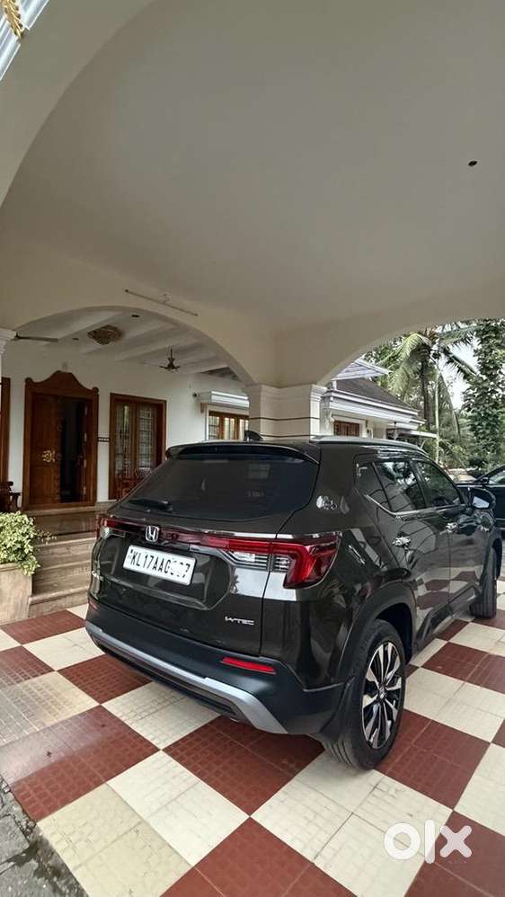 Honda Elevate Automatic