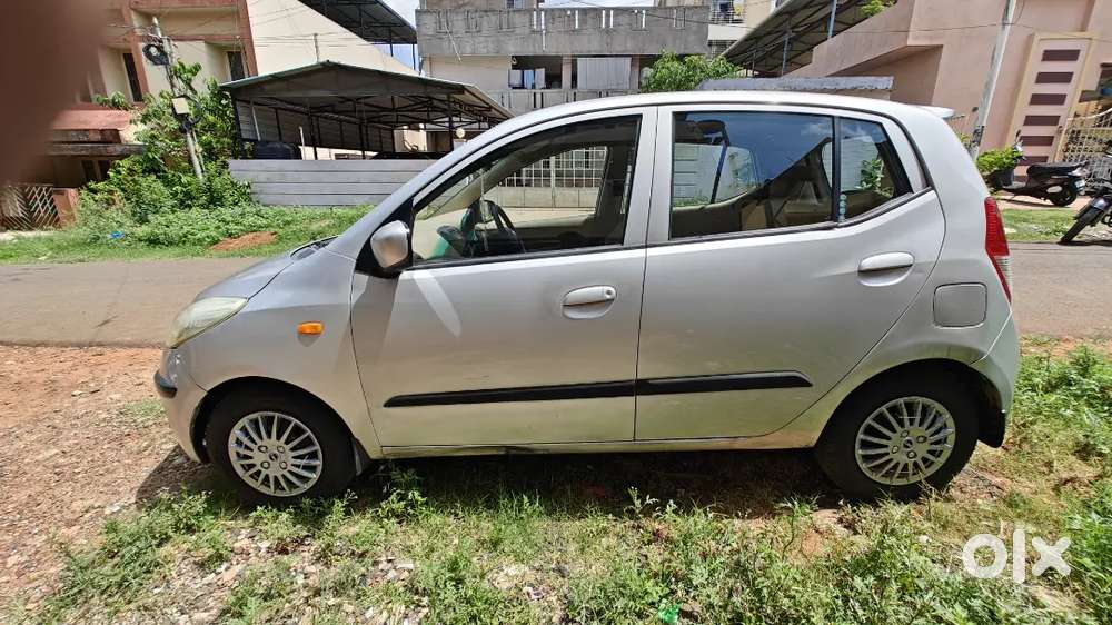 Hyundai I10 Sportz 1.2 2010  62,000 Km  Well Maintained