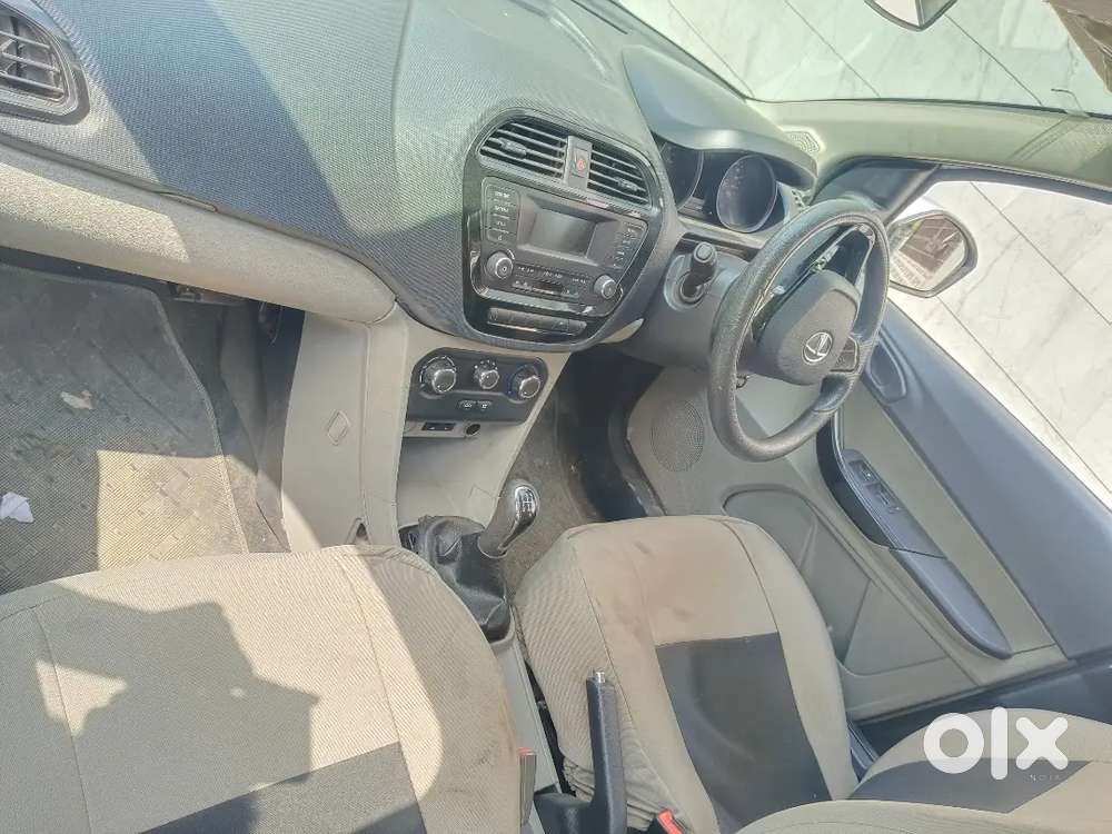 Tata Tiego Petrol