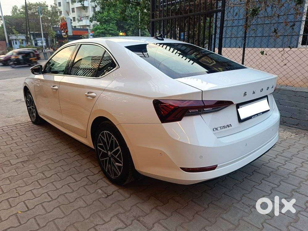 Skoda Octavia 2.0 L K Tsi At, 2023, Petrol