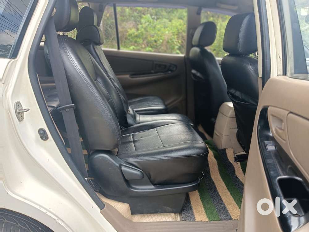 Toyota Innova 2012-2013 2.5 G (diesel) 7 Seater Bs Iv, 2016, Diesel