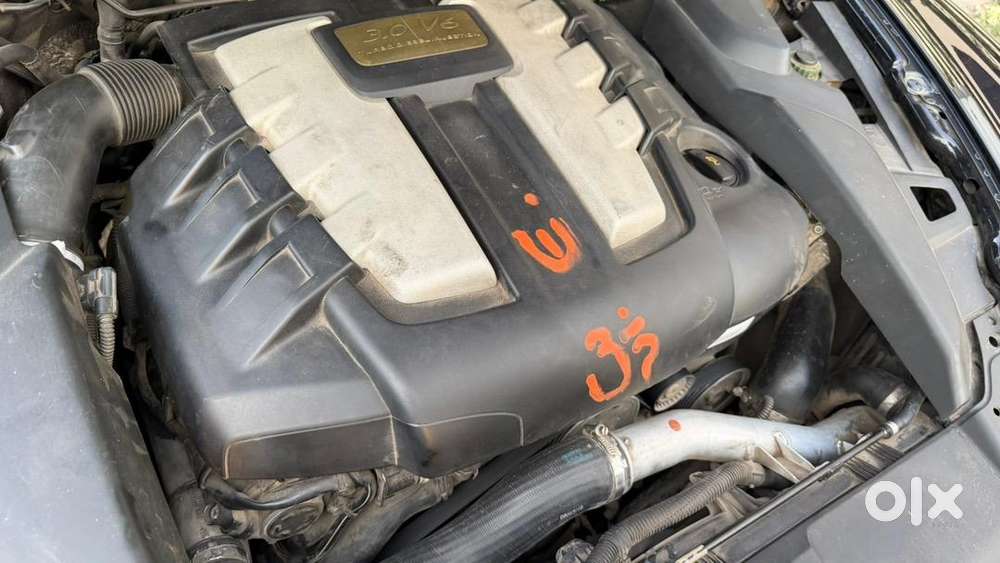 Porsche Cayenne 2011 Diesel Well Maintained