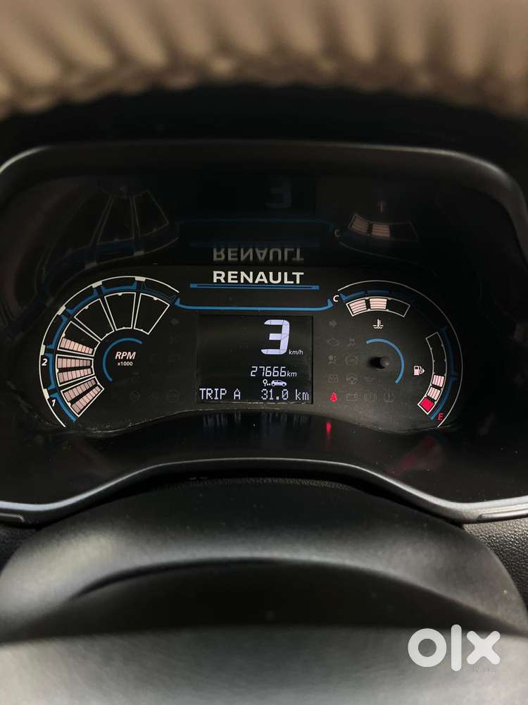 Renault Triber Rxe, 2024, Petrol