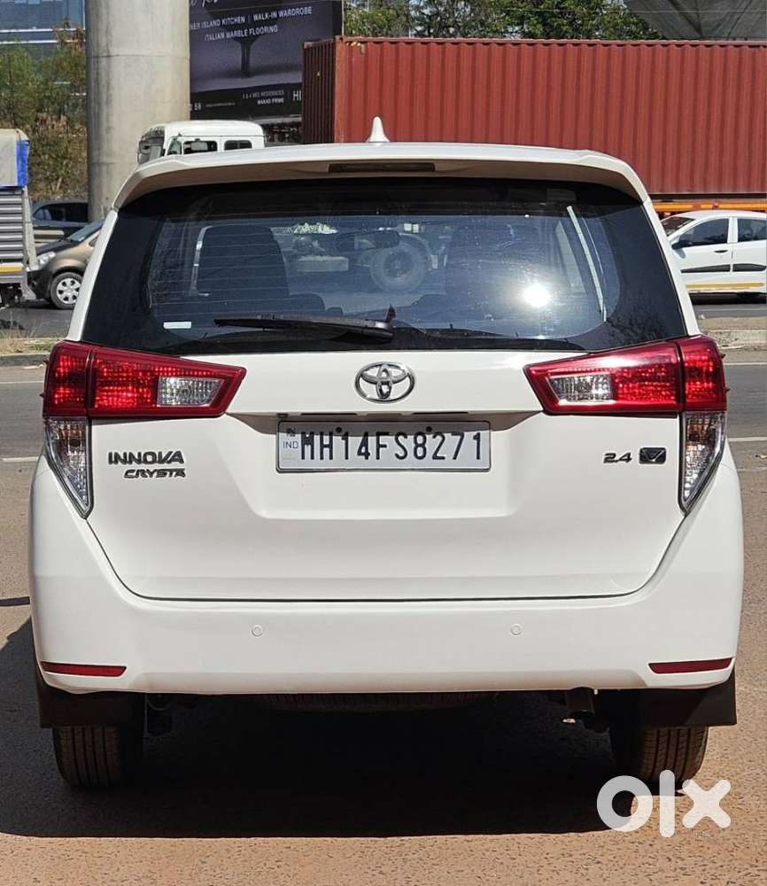 Toyota Innova Crysta 2.4 V, 2016, Diesel