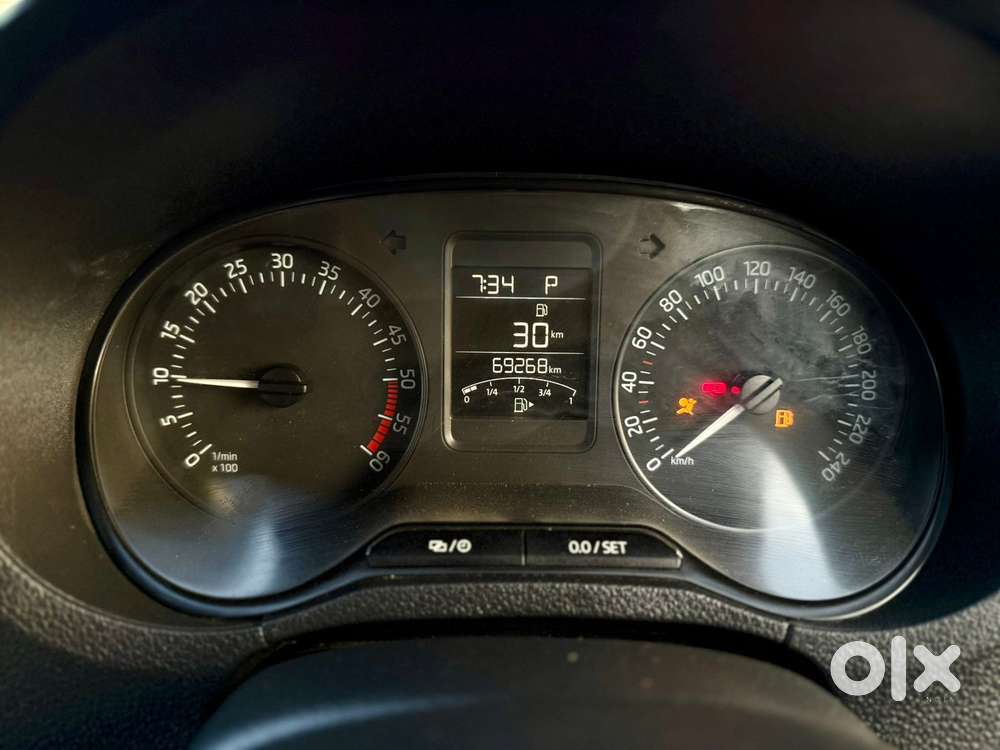 Skoda Rapid [2016-2020] 1.5 Style Plus Tdi At, 2017, Diesel