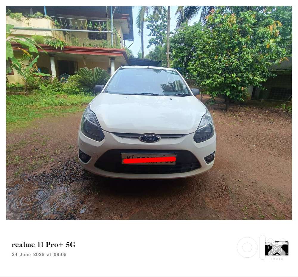 Ford Figo 2012 (petrol Well Maintained) 63000km Driven