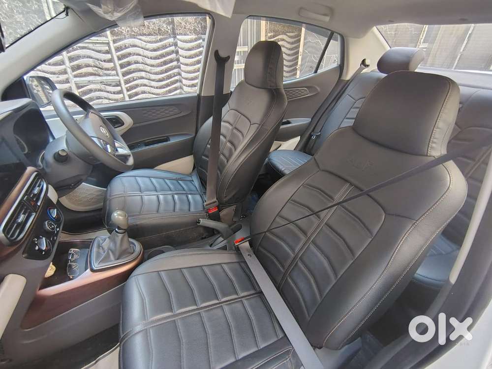 Hyundai Aura 2022 Cng & Hybrids Well Maintained