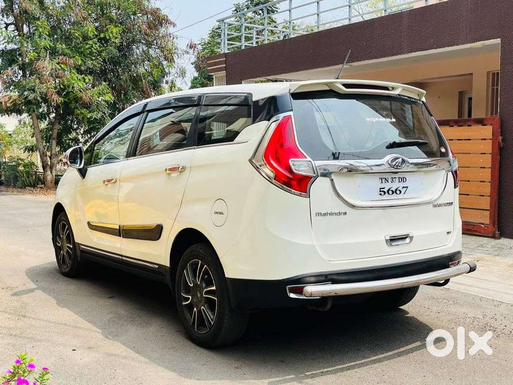 Mahindra Marazzo M8, 2019, Diesel