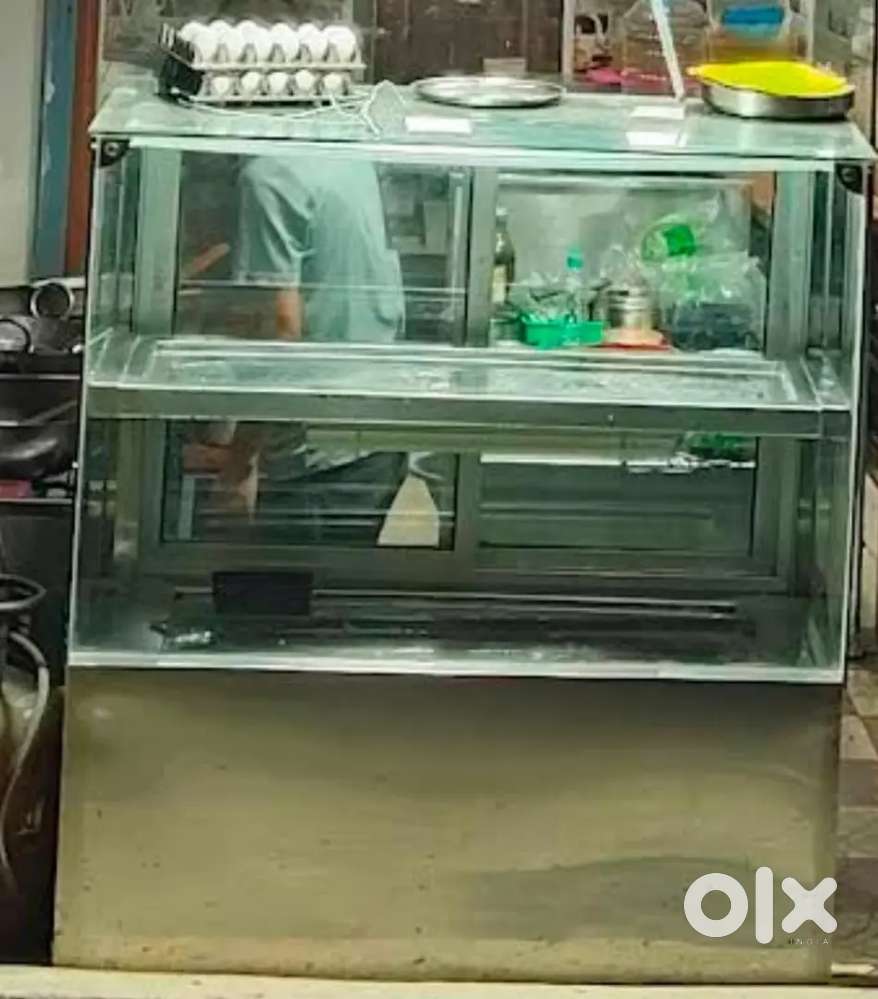 Commercial chiller