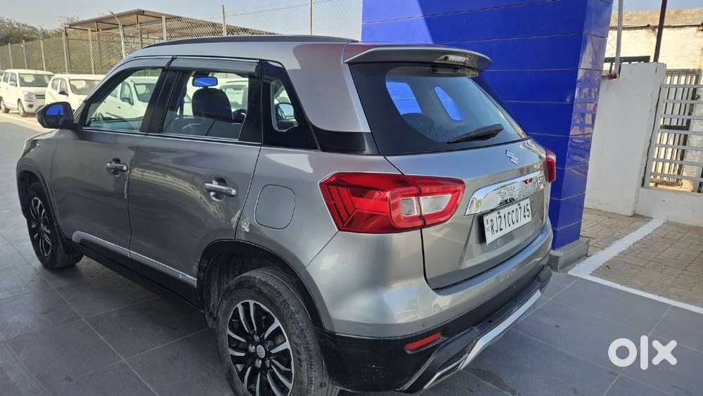 Maruti Suzuki Brezza 1.5 Zxi Plus Smart Hybrid, 2022, Petrol