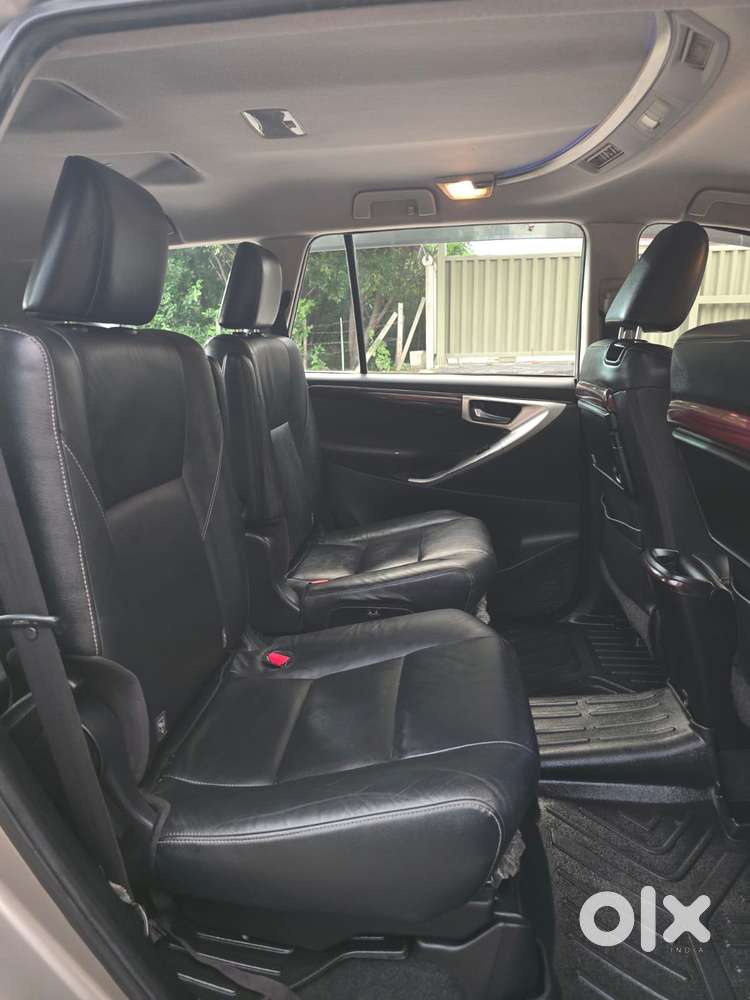 Toyota Innova Crysta 2.4 Zx Mt, 2016, Diesel