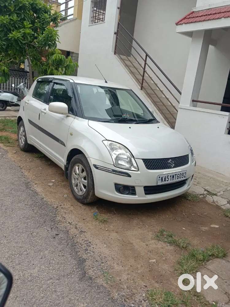 Mmaruti Suzuki Swift 2011 Petrol Good Condition