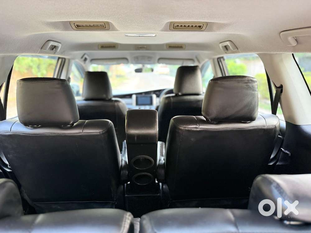 Toyota Innova Crysta 2.8 Gx At 8s, 2018, Diesel