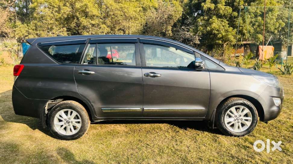 Toyota Innova Crysta 2.4 G Mt, 2019, Diesel