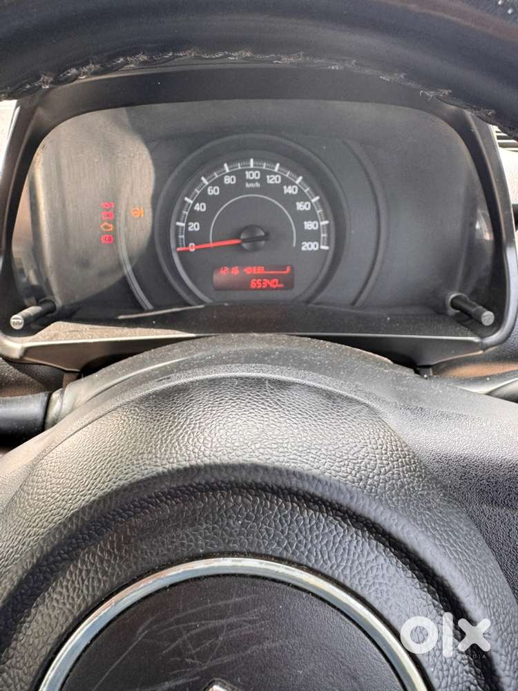 Maruti Swift Lxi 2022