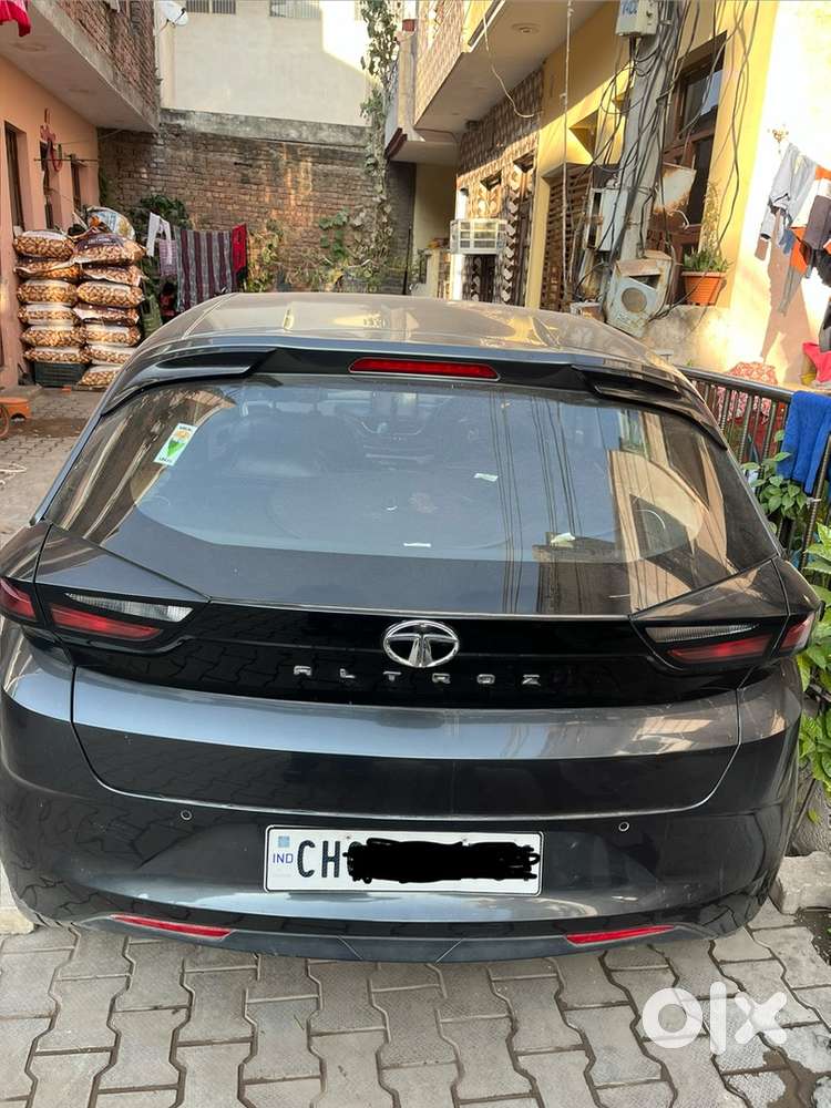 Tata Altroz 2021 Petrol 15000 Km Driven