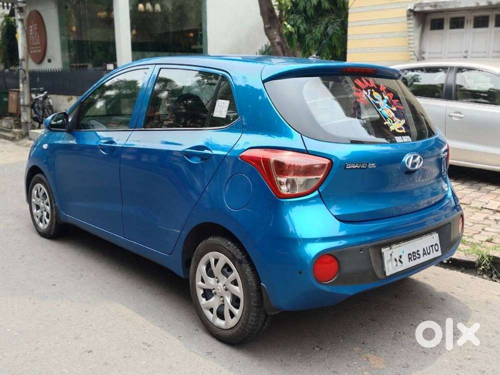 Hyundai Grand I10 Sportz, 2017, Petrol