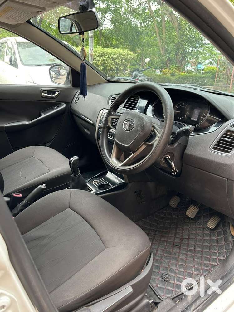 Tata Bolt Revotron Xt, 2016, Petrol
