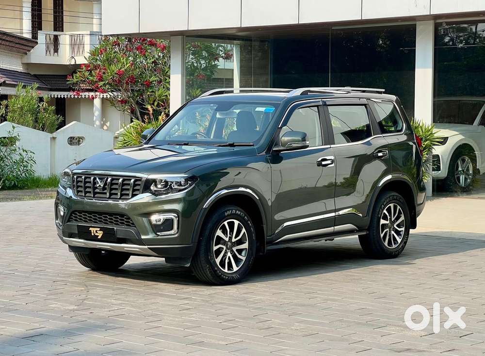 Mahindra Scorpio-n 2.0 Z8 L Petrol At 7 Str, 2022, Petrol