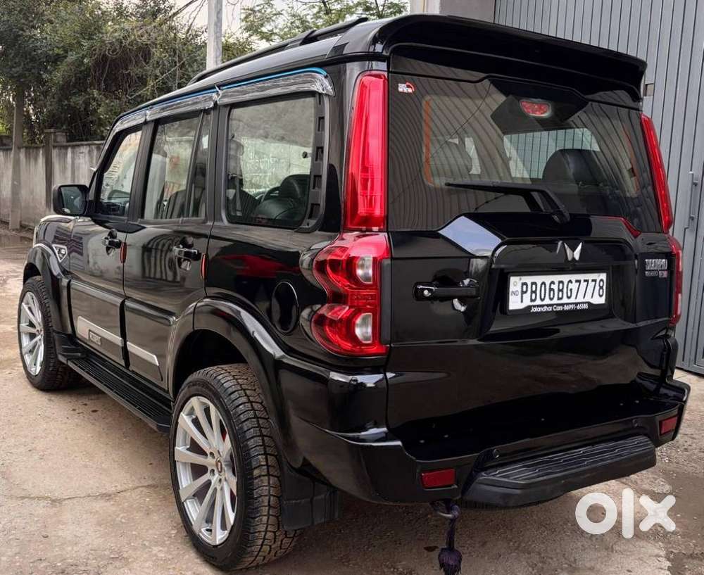 Mahindra Scorpio Classic, 2024, Diesel