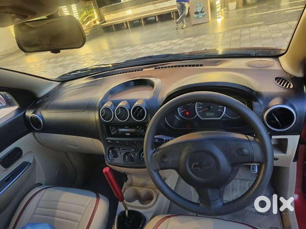 Chevrolet Enjoy Petrol Ls 8 Seater, 2014, Petrol