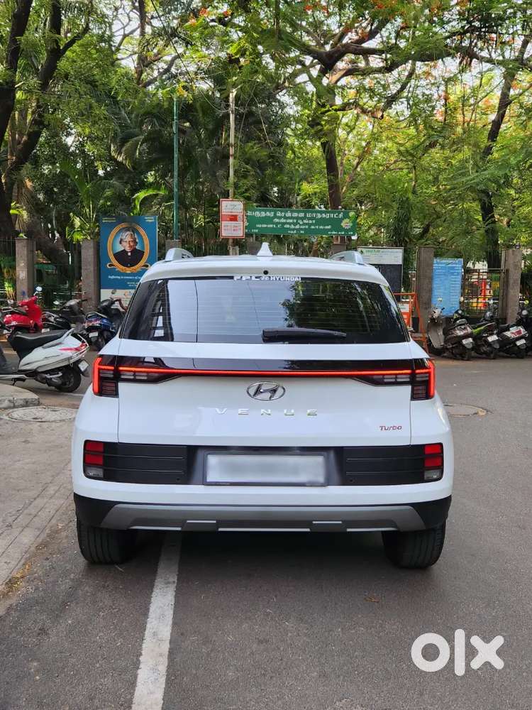 Hyundai Venue 1.0 S(o) Turbo Dct, Petrol, 2025