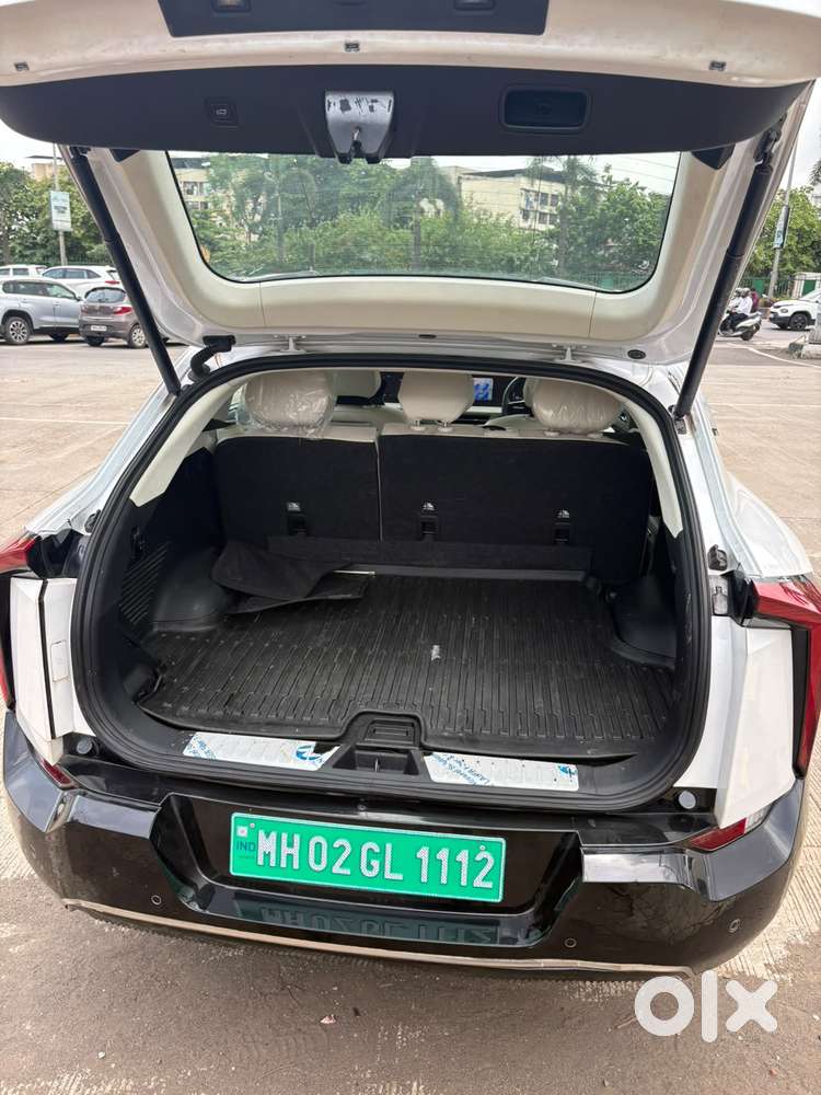 Mahindra Xev 9e Three B79 Kwh, 2025, Electric