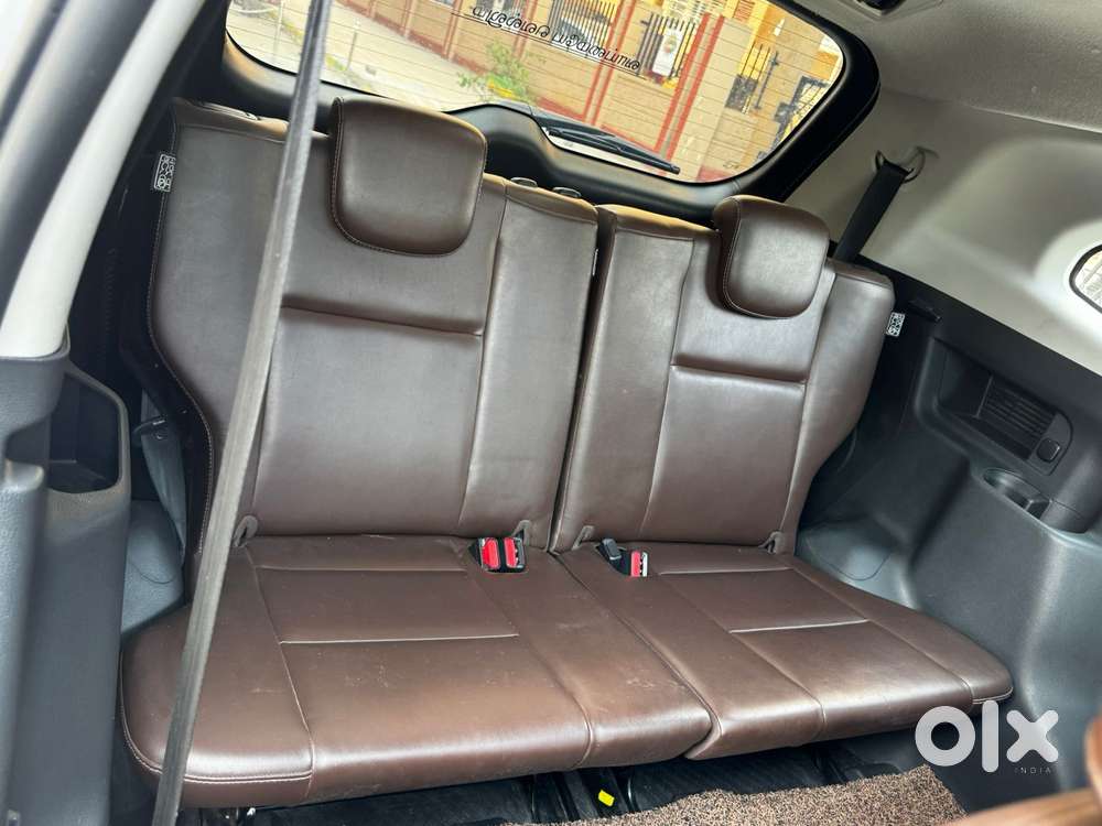 Toyota Innova Hycross 2.0 Zx Hybrid 7 Str, 2024, Cng & Hybrids