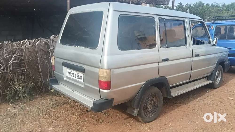 Toyota Qualis Diesel 2001