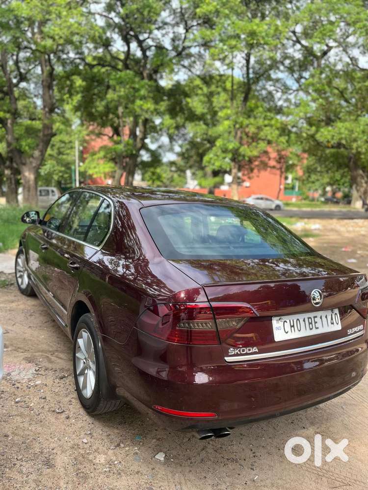 Skoda Superb 2.0 Elegance Tdi Cr At, 2015, Diesel