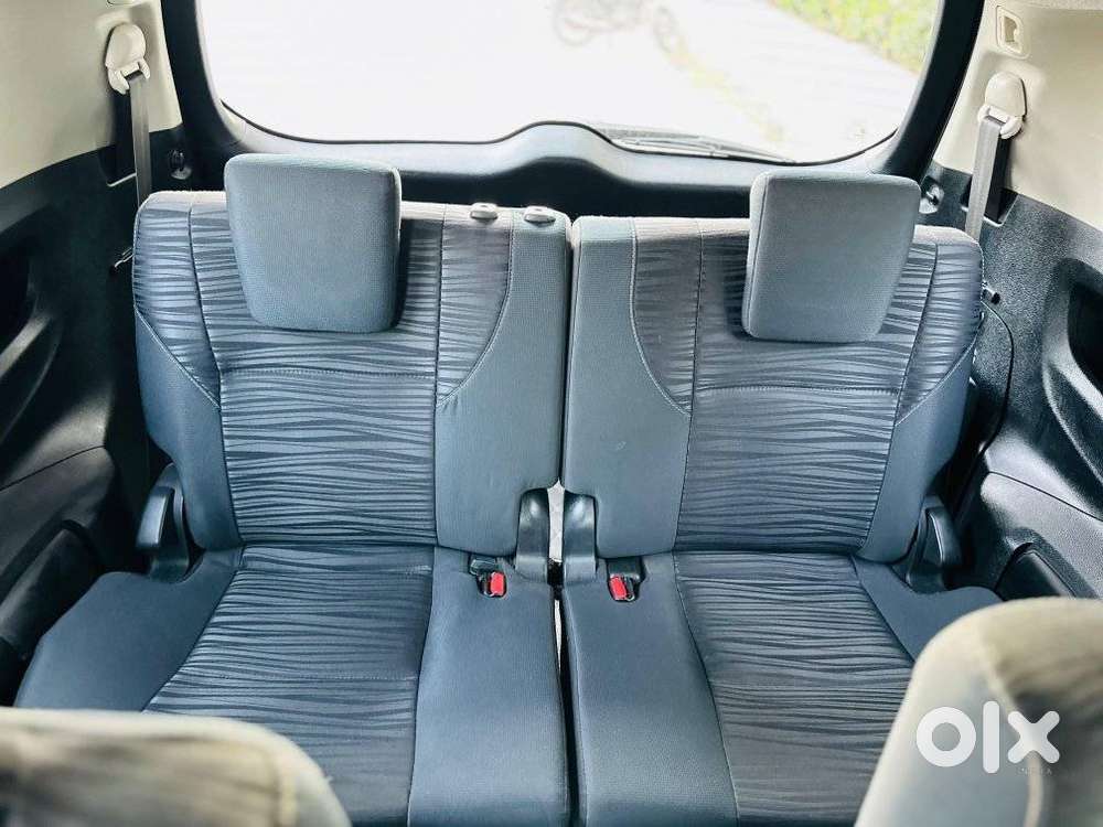 Toyota Innova Crysta 2.4 V, 2016, Diesel