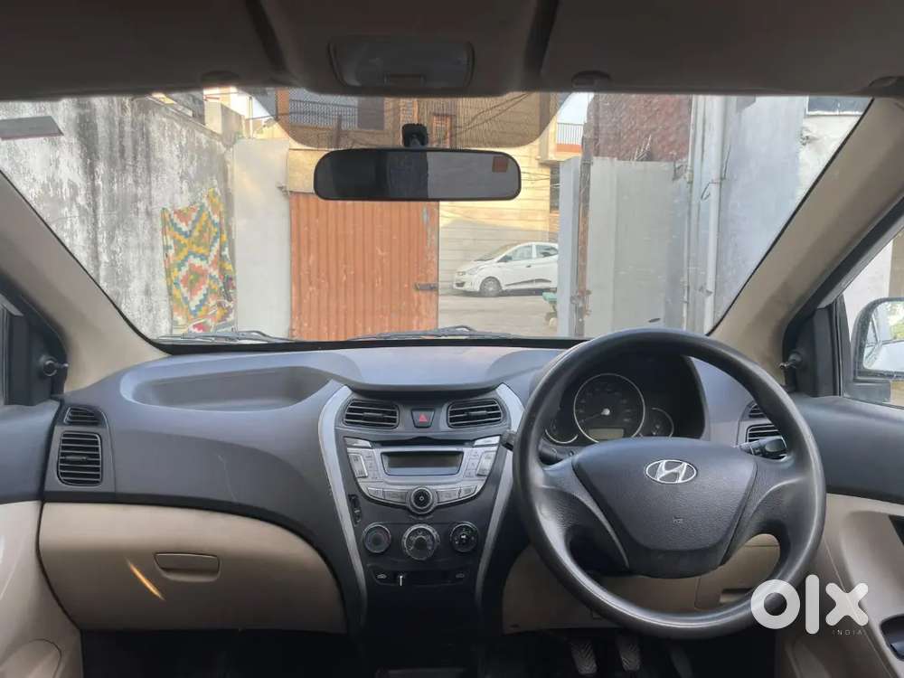 Hyundai Eon Magna + 2012