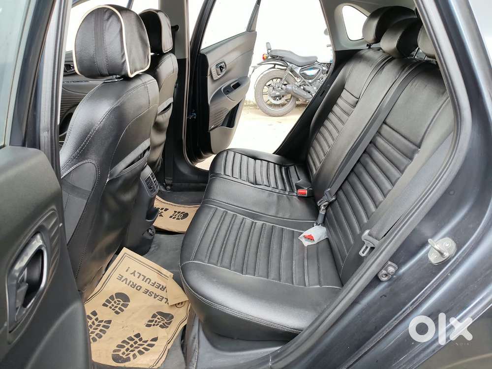 Hyundai I20 Asta (o) 1.2 Mt, 2023, Petrol