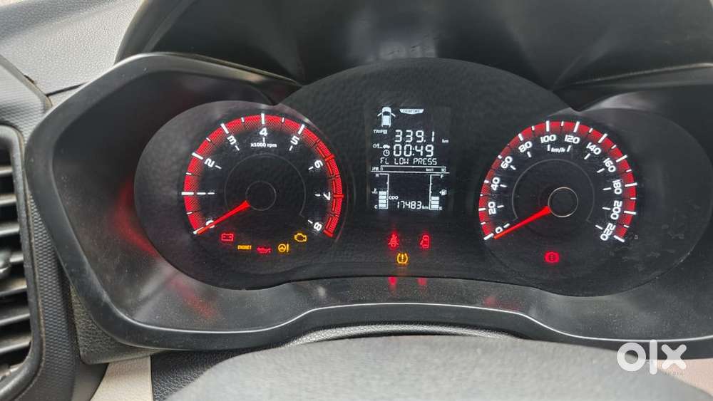 Mahindra Xuv300 Only 17,000km Driven