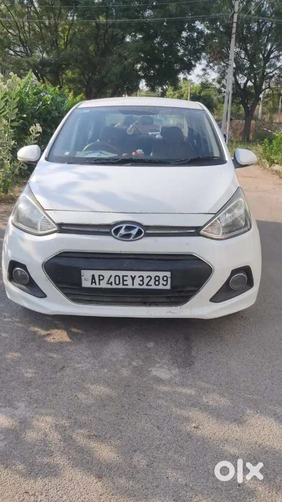 Hyundai Xcent S 1.2 Cng 2016 White Color