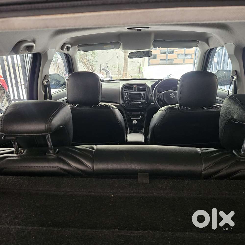 Maruti Suzuki Brezza 1.5 Zxi Plus Smart Hybrid, 2021, Petrol