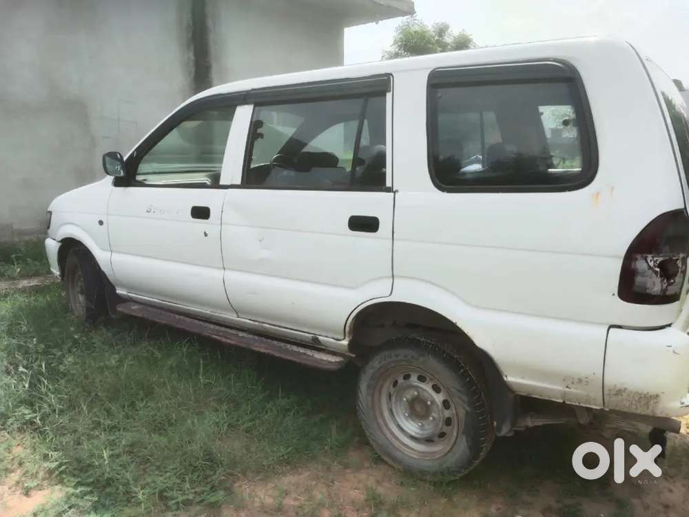 Tavera Koi Bhi Dikat Nhi H Gadi Me