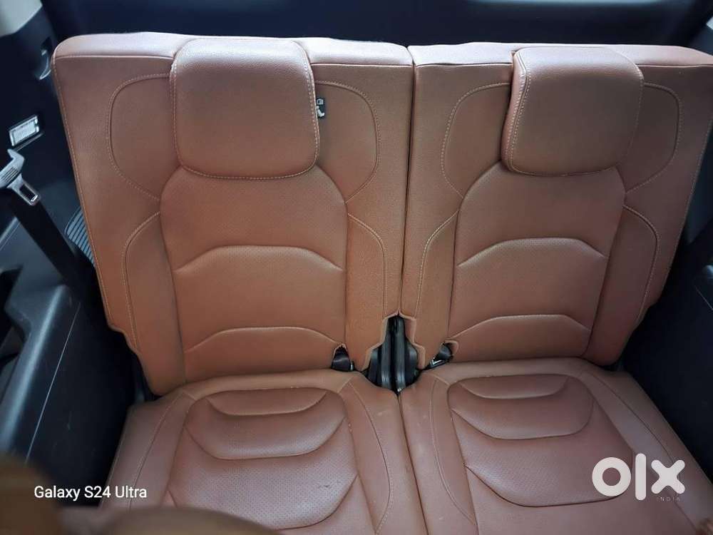 Mg Hector Plus Sharp Pro 1.5 Turbo Petrol  Cvt 7 Str Dual Tone, 2020..