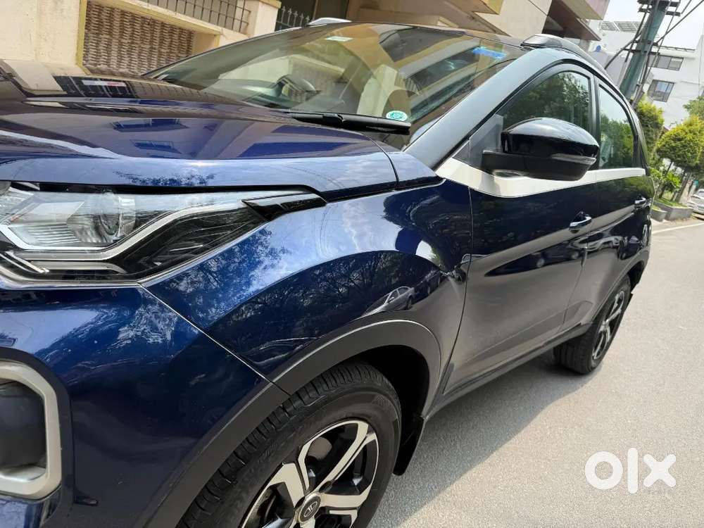 2023 Tata Nexon Petrol Automatic Xza+ Luxs Top Edition